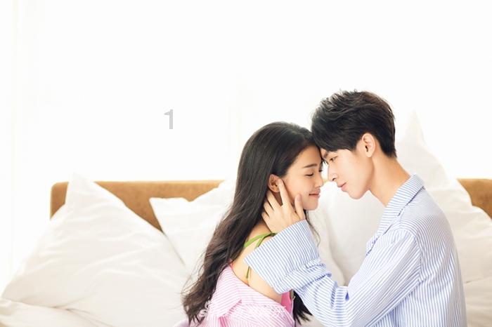 漂亮鹦鹉救援