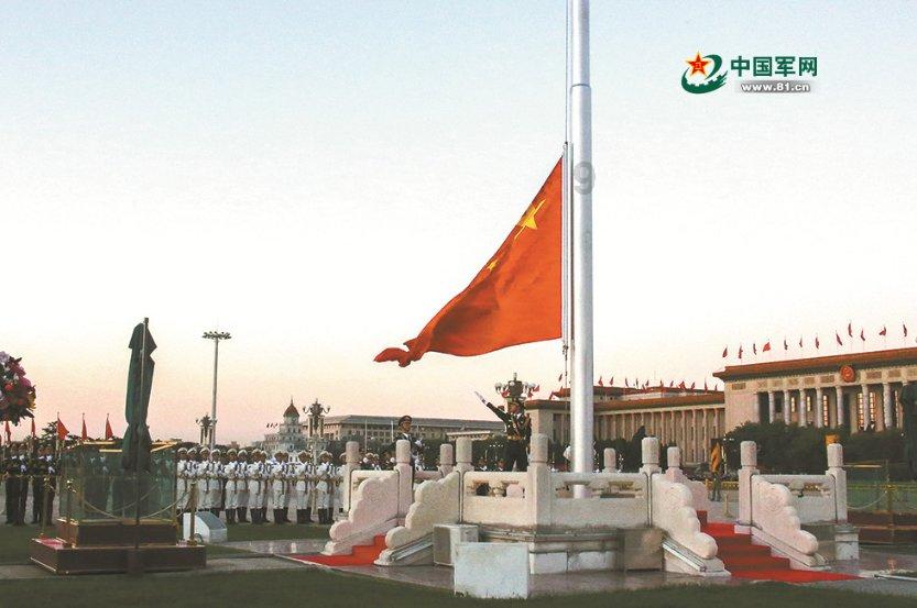 俄罗斯版《五十度灰》《不听话的女孩》
