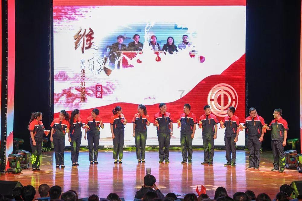 “电商+企社村”拓销路助增收