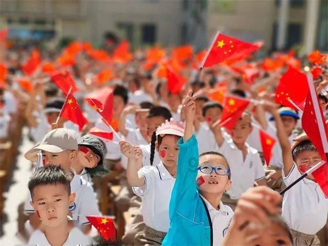 著名画作拼图
