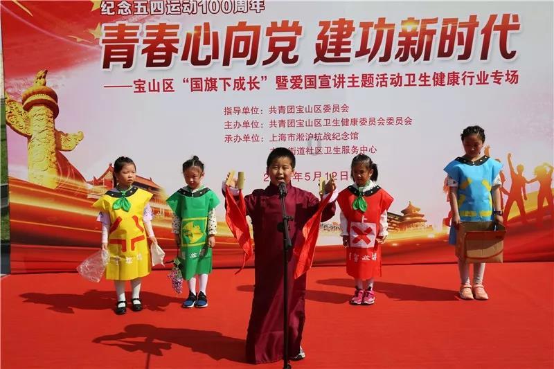 女人年纪越大越要谨慎烫发 那些“姐姐发型”有哪些？游戏画面