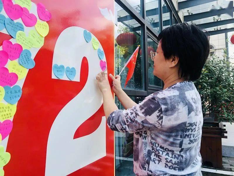原创“宅男女神”赵奕欢连上热搜！称号非空穴来风，近照却让人很意外