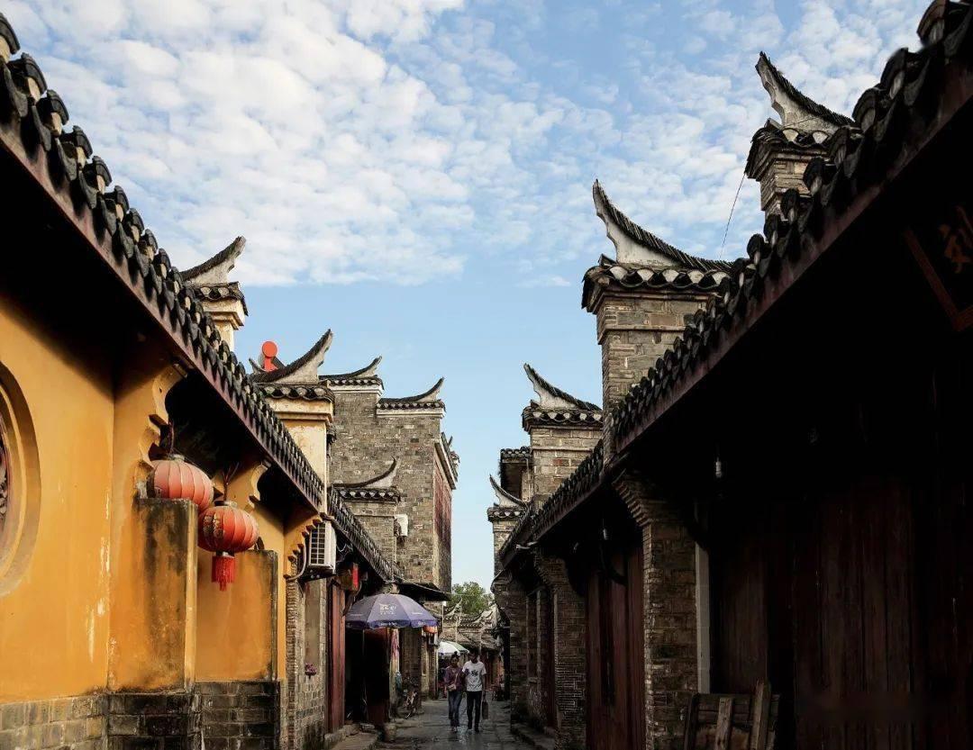 马龙以重点项目为主线 抓固定资产投资