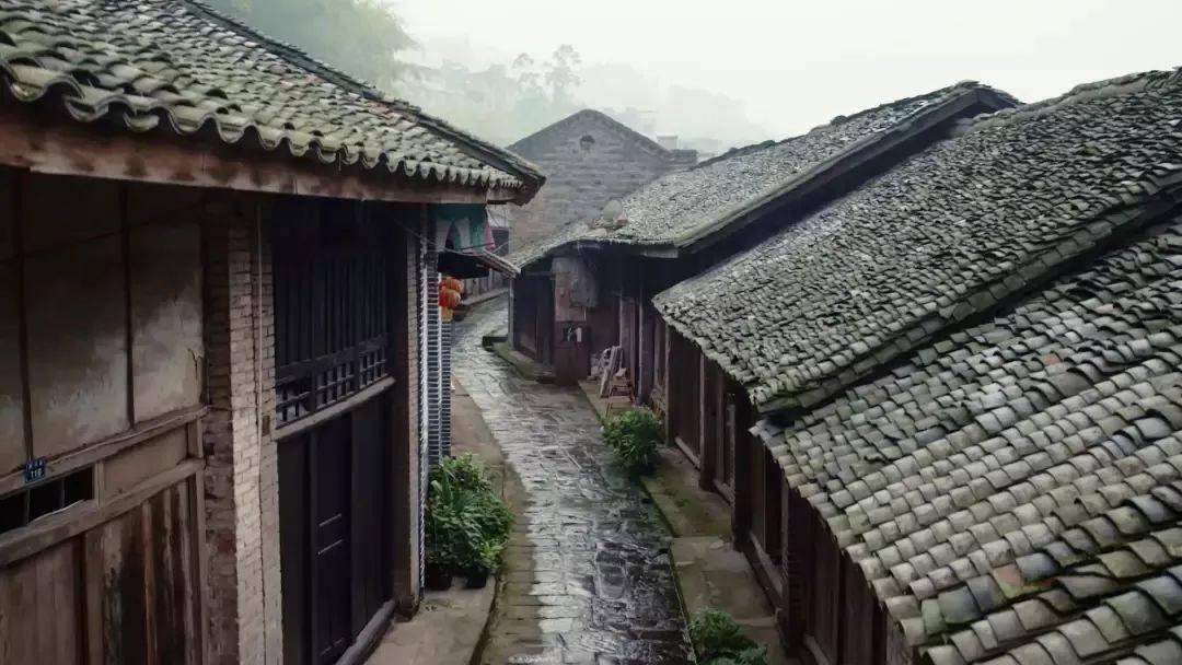 干爽又透气,超薄超能吸,Lovekins这款宝藏卫生巾又出划时代新品?