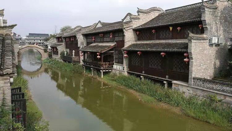 秦海璐蒋龙史策《狗剩快跑》即将定档，是爆笑喜剧还是抗战神剧？